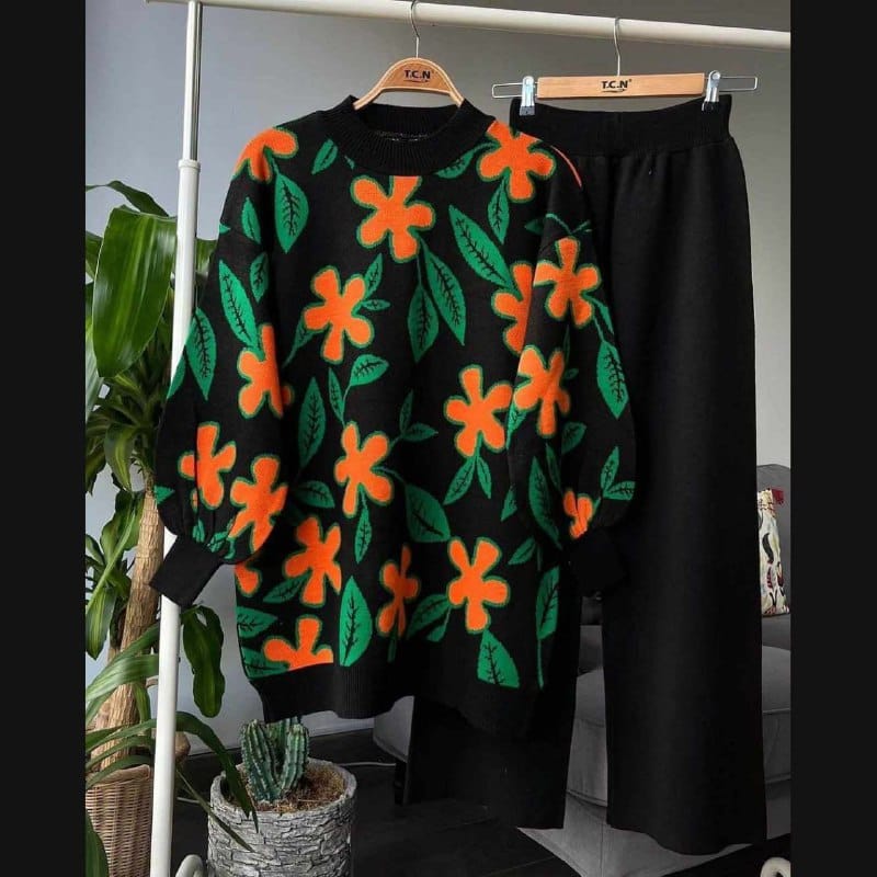 Flower Printed Style 2-Pcs Winter Tracksuit For Her